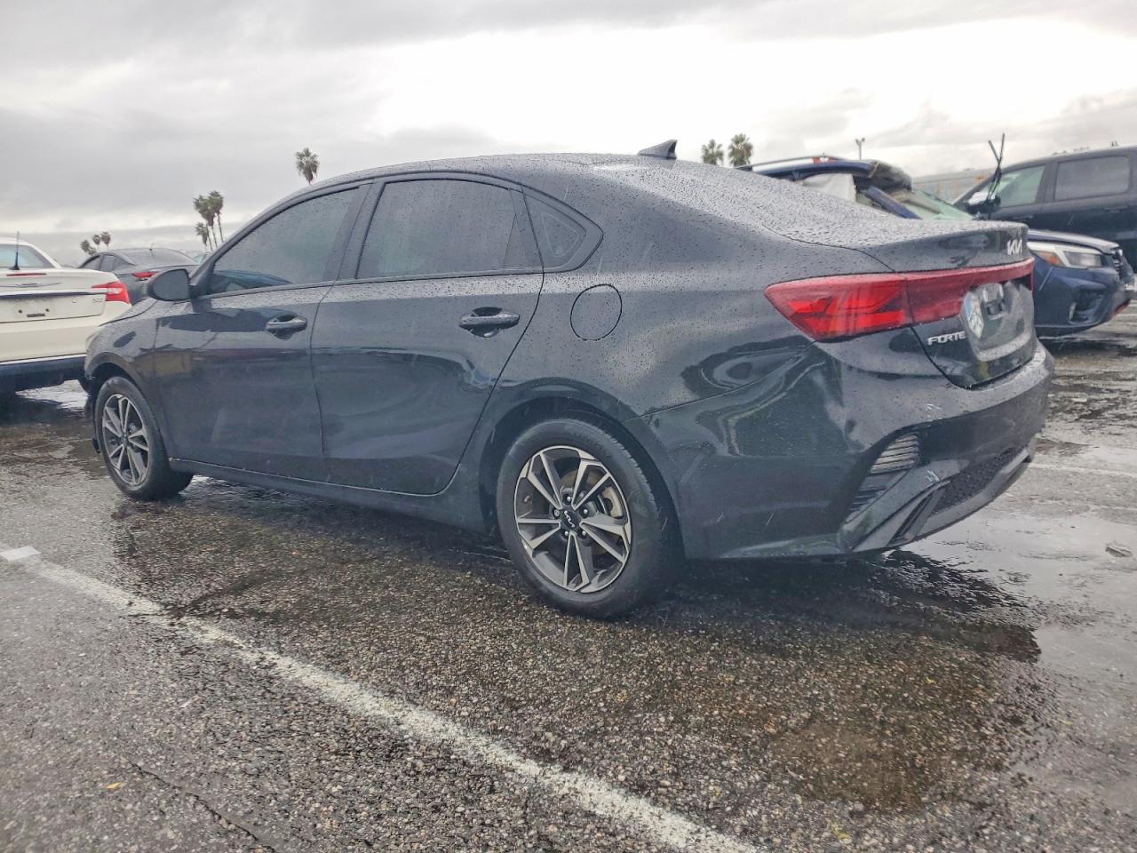 2024 KIA FORTE LXS photo 3