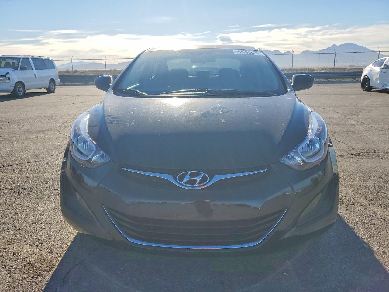 2015 HYUNDAI ELANTRA SE photo 5
