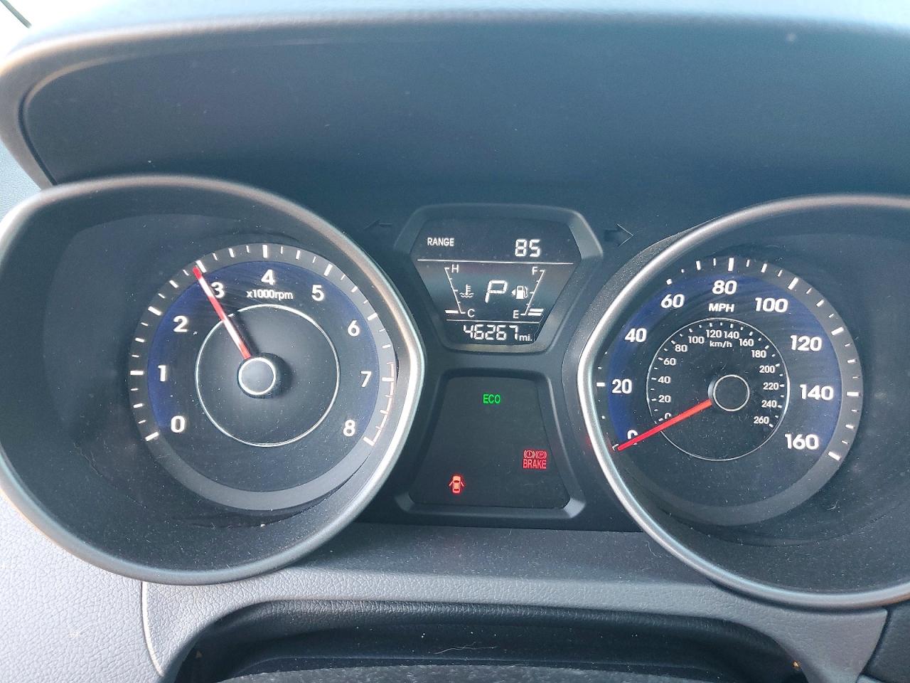 2015 HYUNDAI ELANTRA SE photo 9