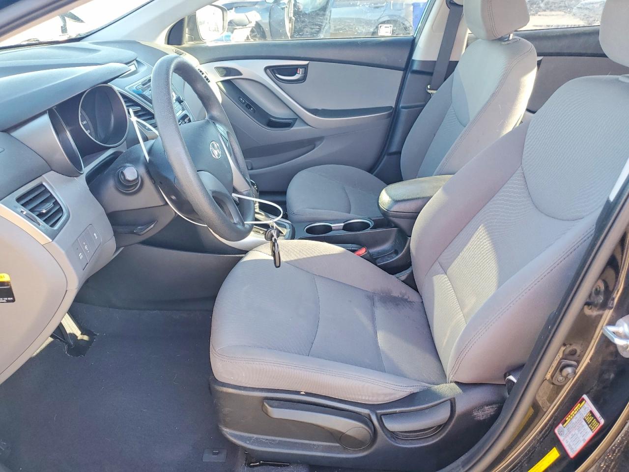 2015 HYUNDAI ELANTRA SE photo 7