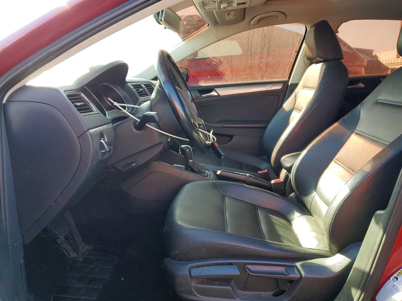 2017 VOLKSWAGEN JETTA SE photo 7