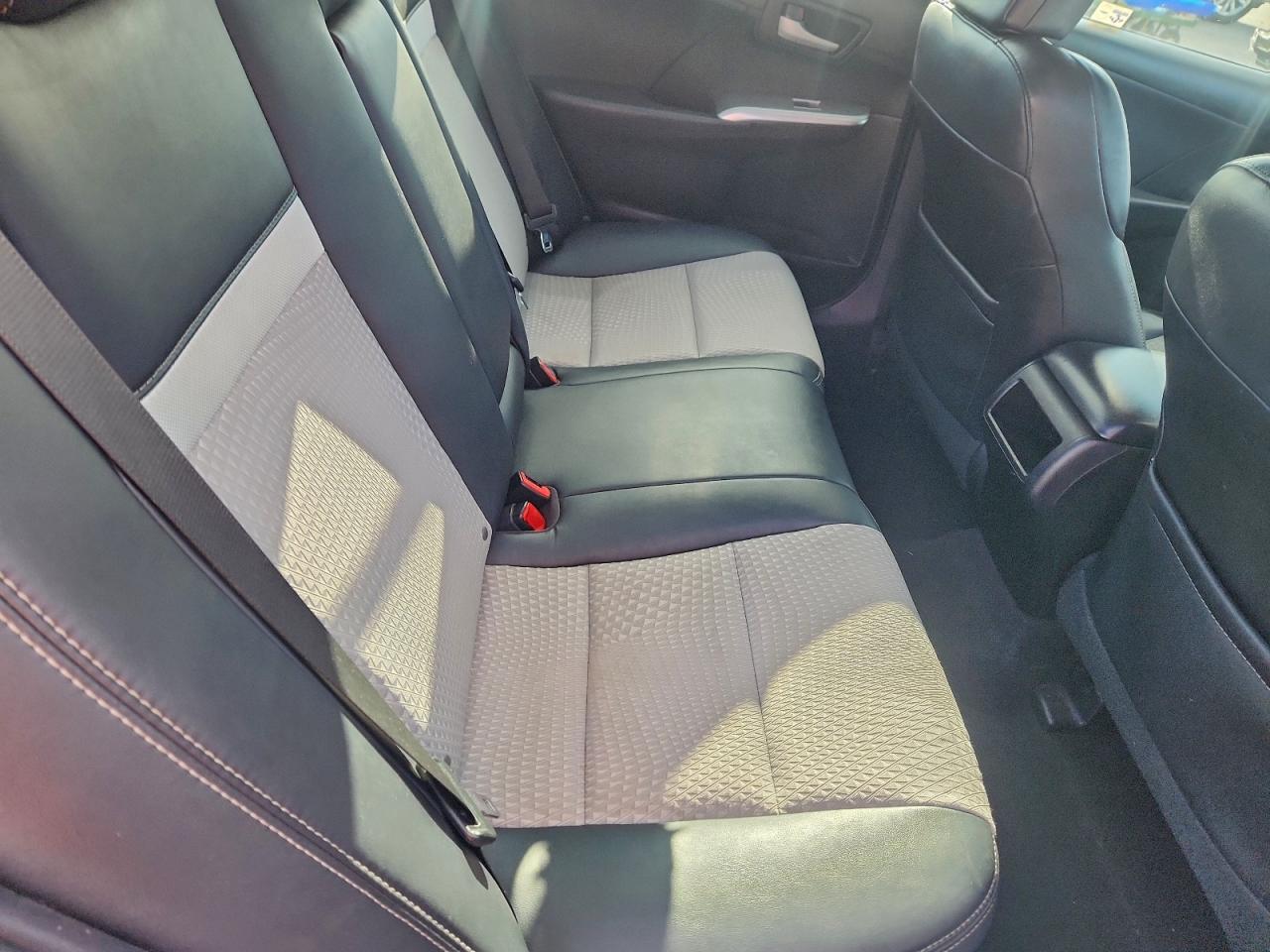 2013 TOYOTA CAMRY L photo 10