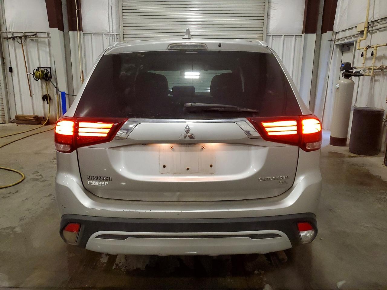 2019 MITSUBISHI OUTLANDER SE photo 6