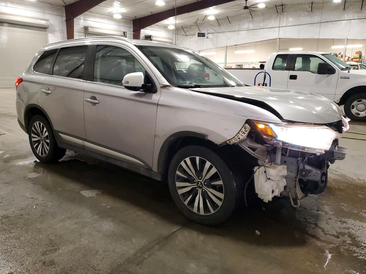 2019 MITSUBISHI OUTLANDER SE photo 4