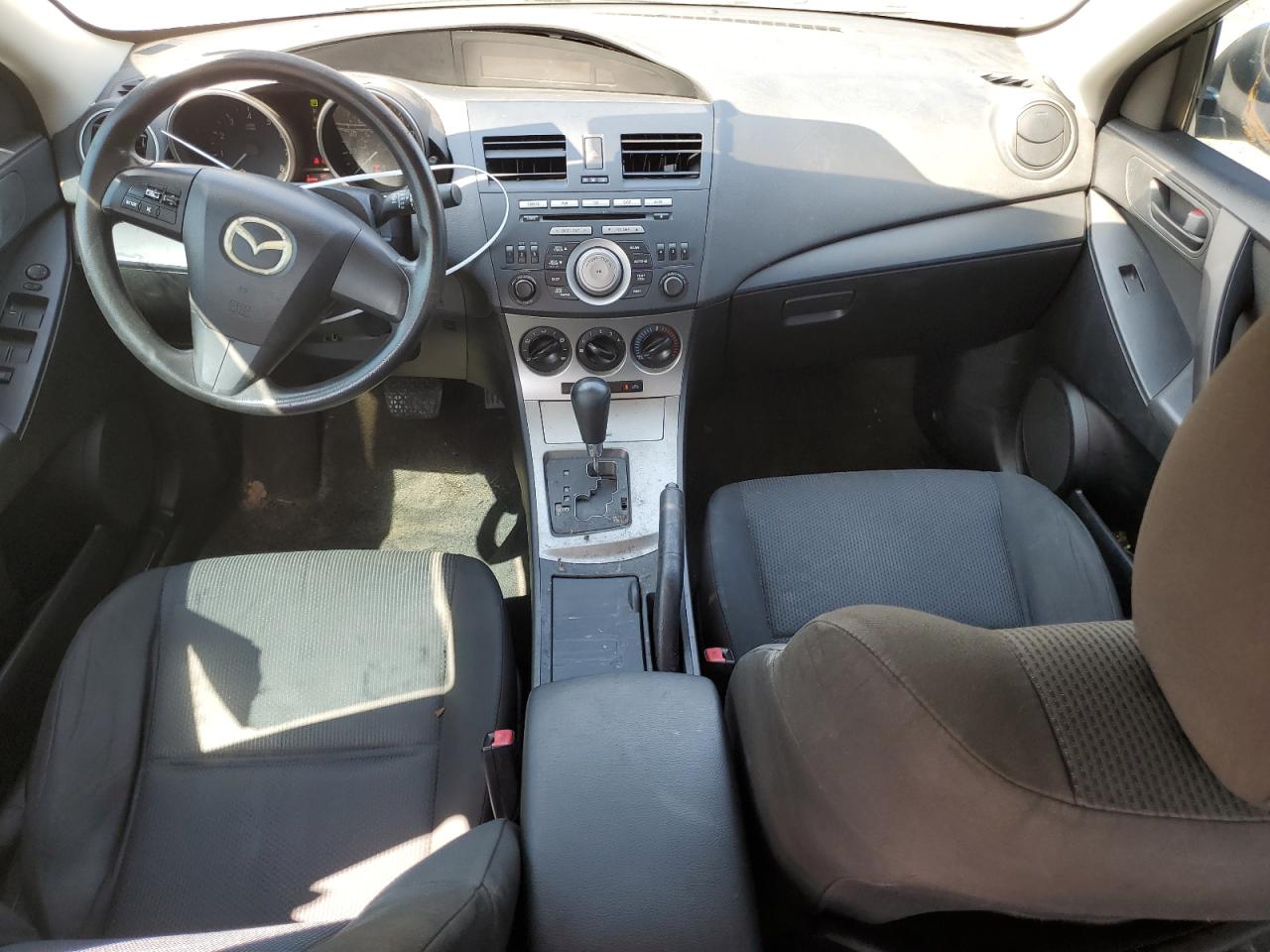 2010 MAZDA 3 I photo 15