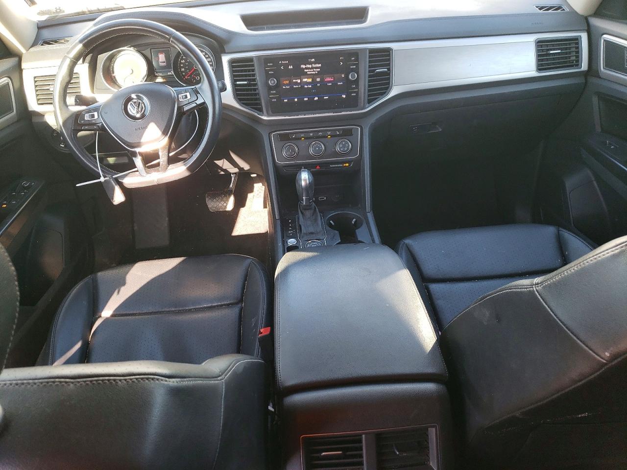 2018 VOLKSWAGEN ATLAS SE photo 8
