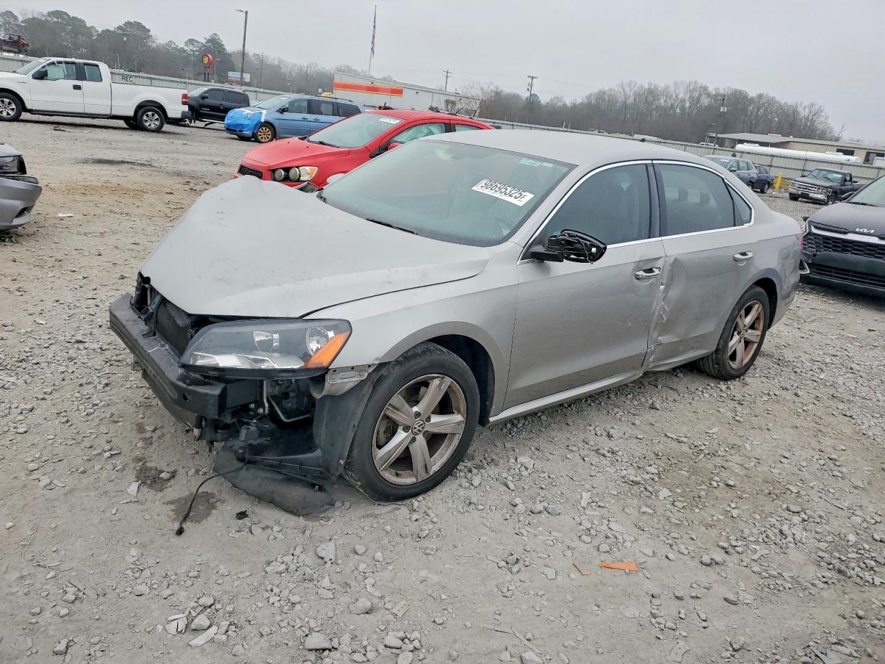 2012 VOLKSWAGEN PASSAT