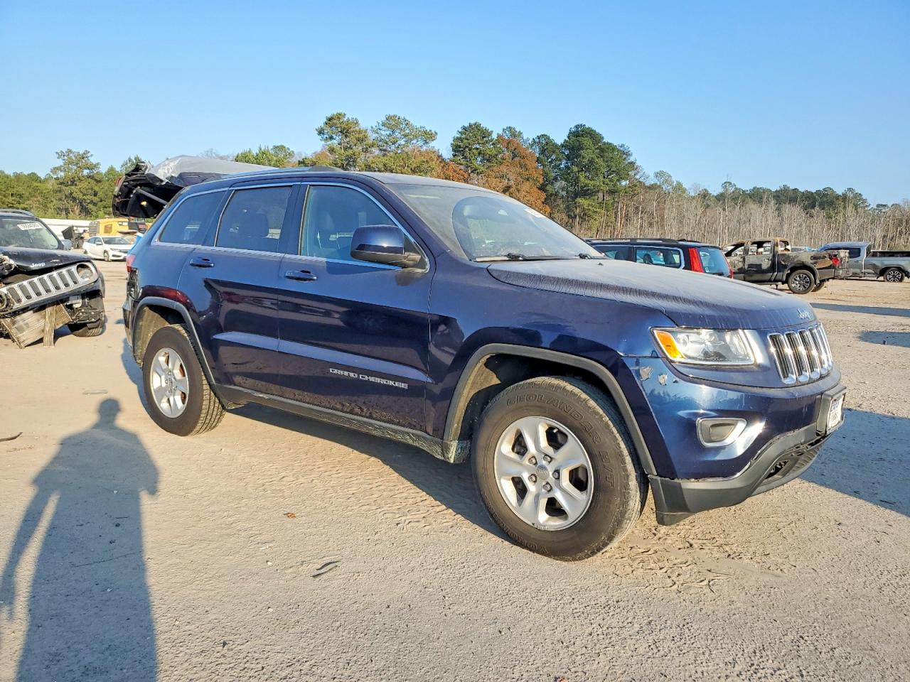 2015 JEEP GRAND CHEROKEE LAREDO photo 4