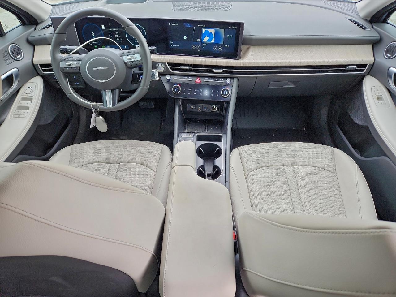 2025 HYUNDAI SONATA HYBRID photo 8