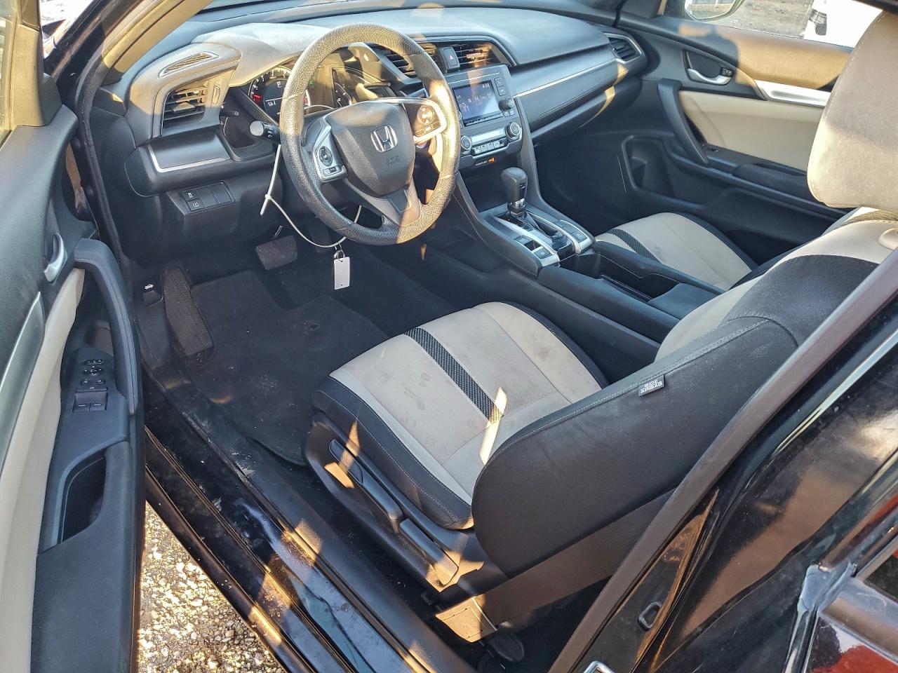 2016 HONDA CIVIC LX photo 8