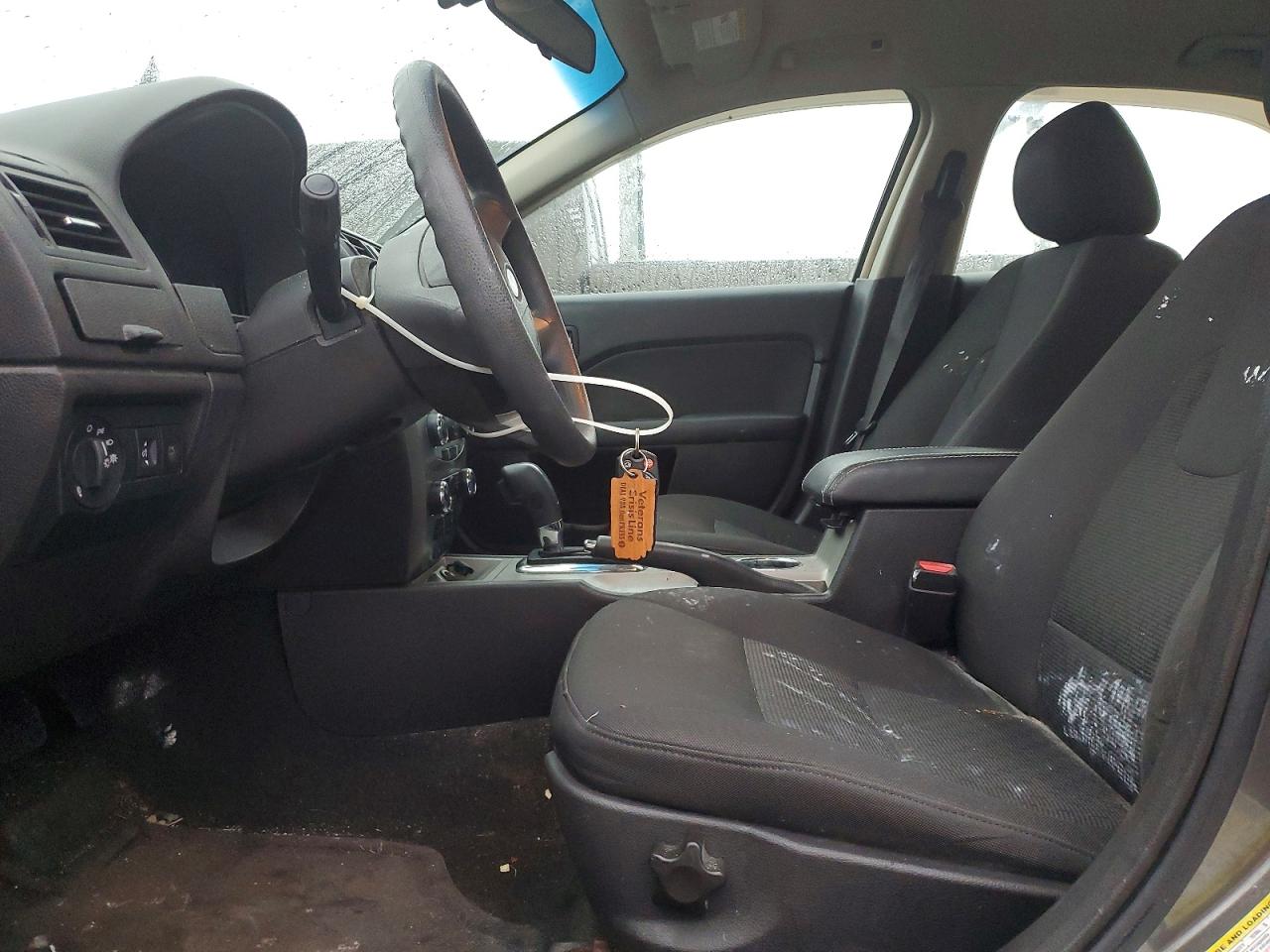 2011 FORD FUSION SE photo 7