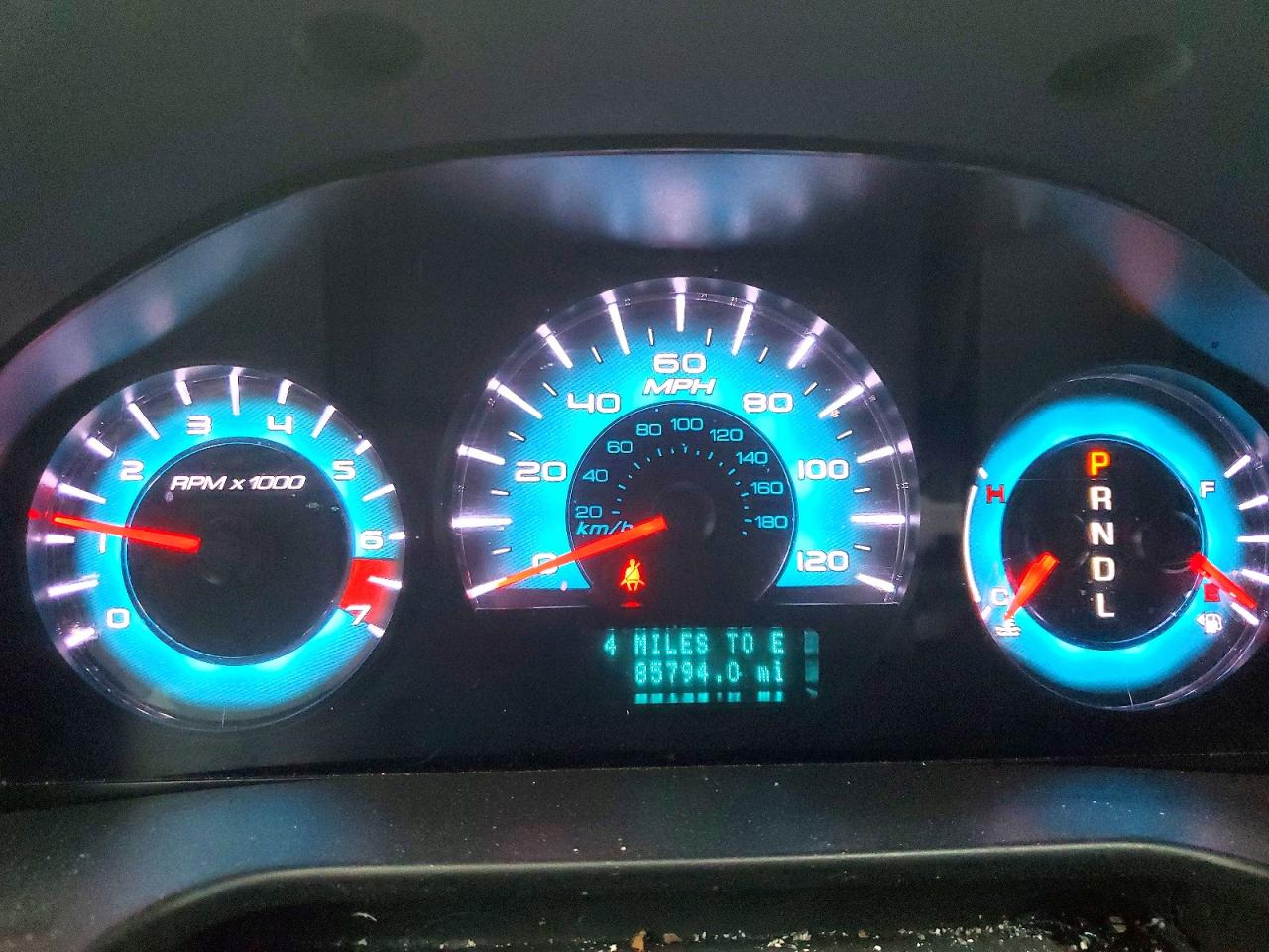 2011 FORD FUSION SE photo 9