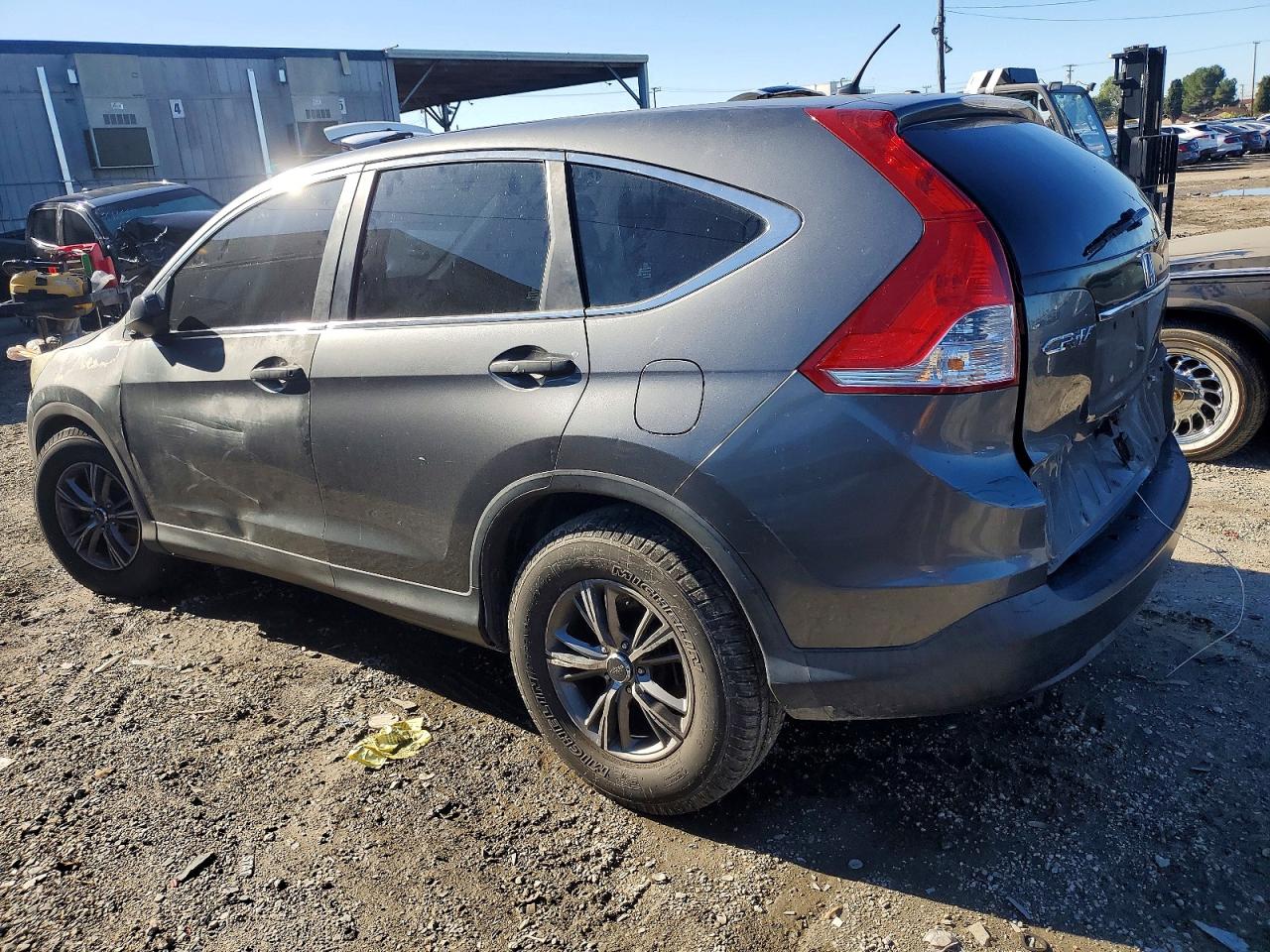 2014 HONDA CR-V LX photo 2
