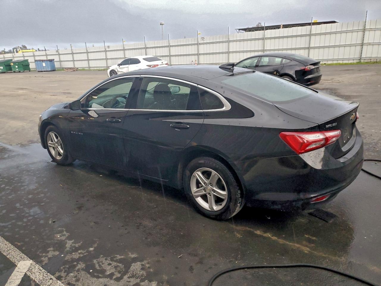 2022 CHEVROLET MALIBU LT photo 2