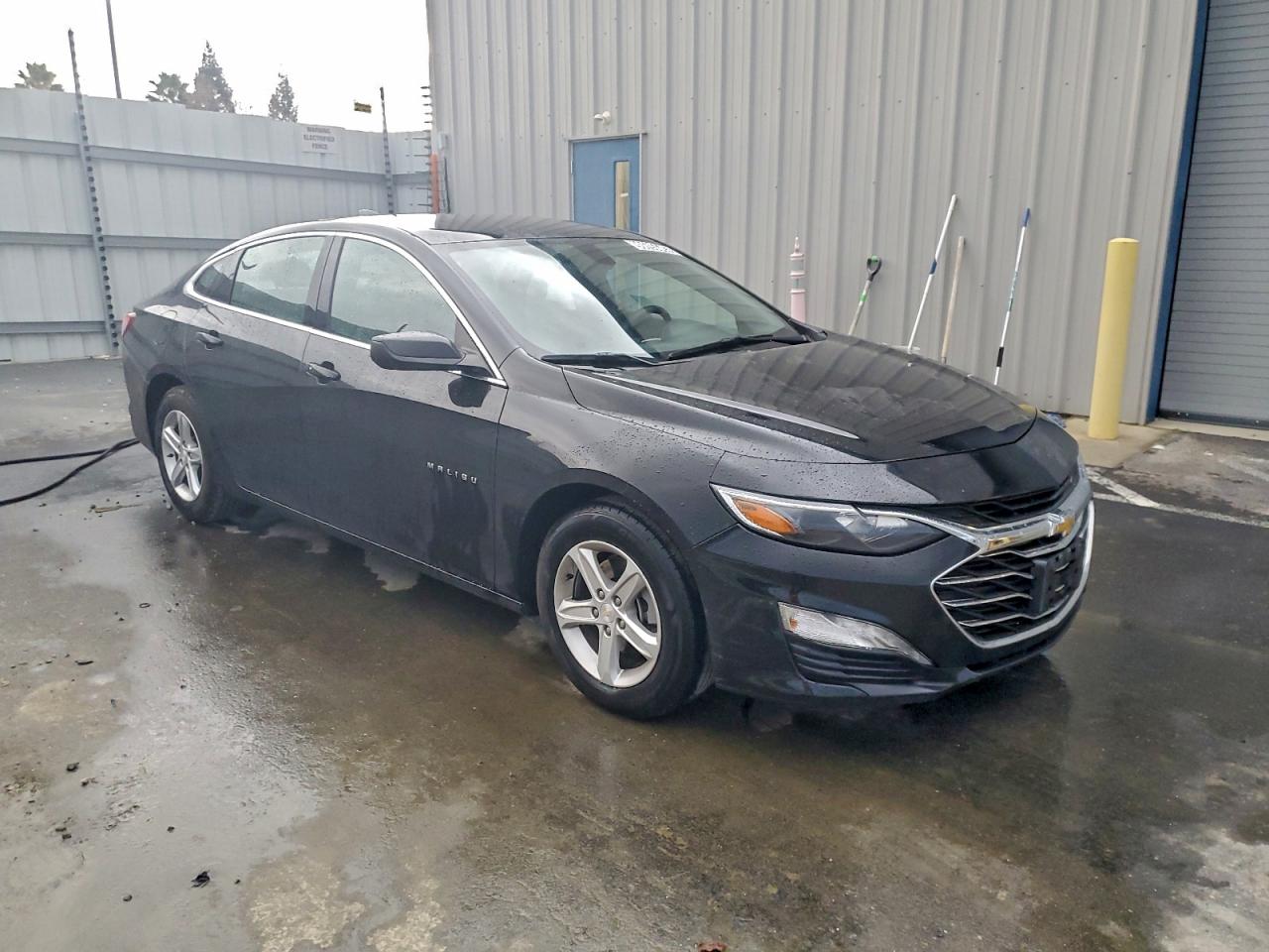 2022 CHEVROLET MALIBU LT photo 4