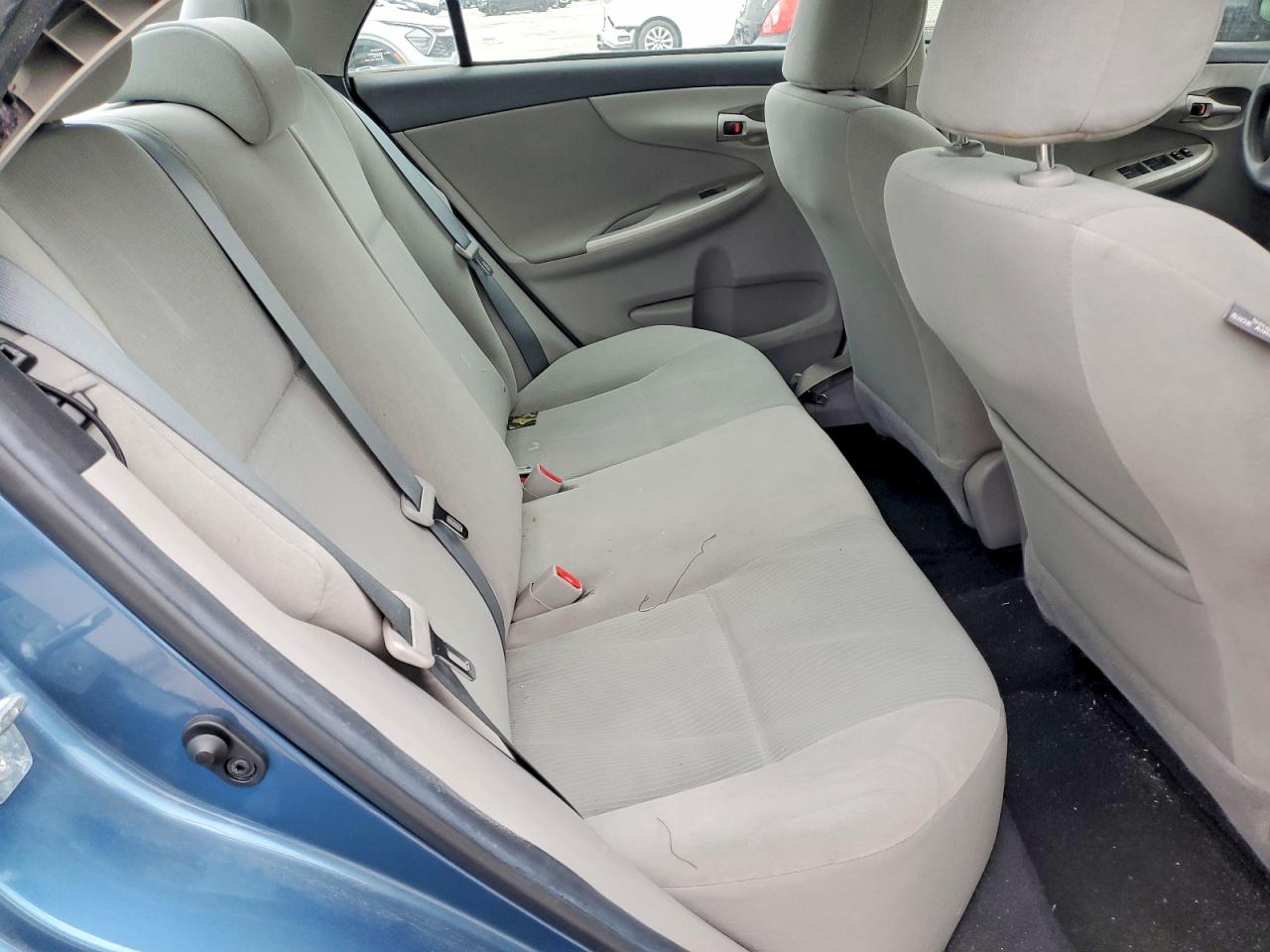 2012 TOYOTA COROLLA BASE photo 10