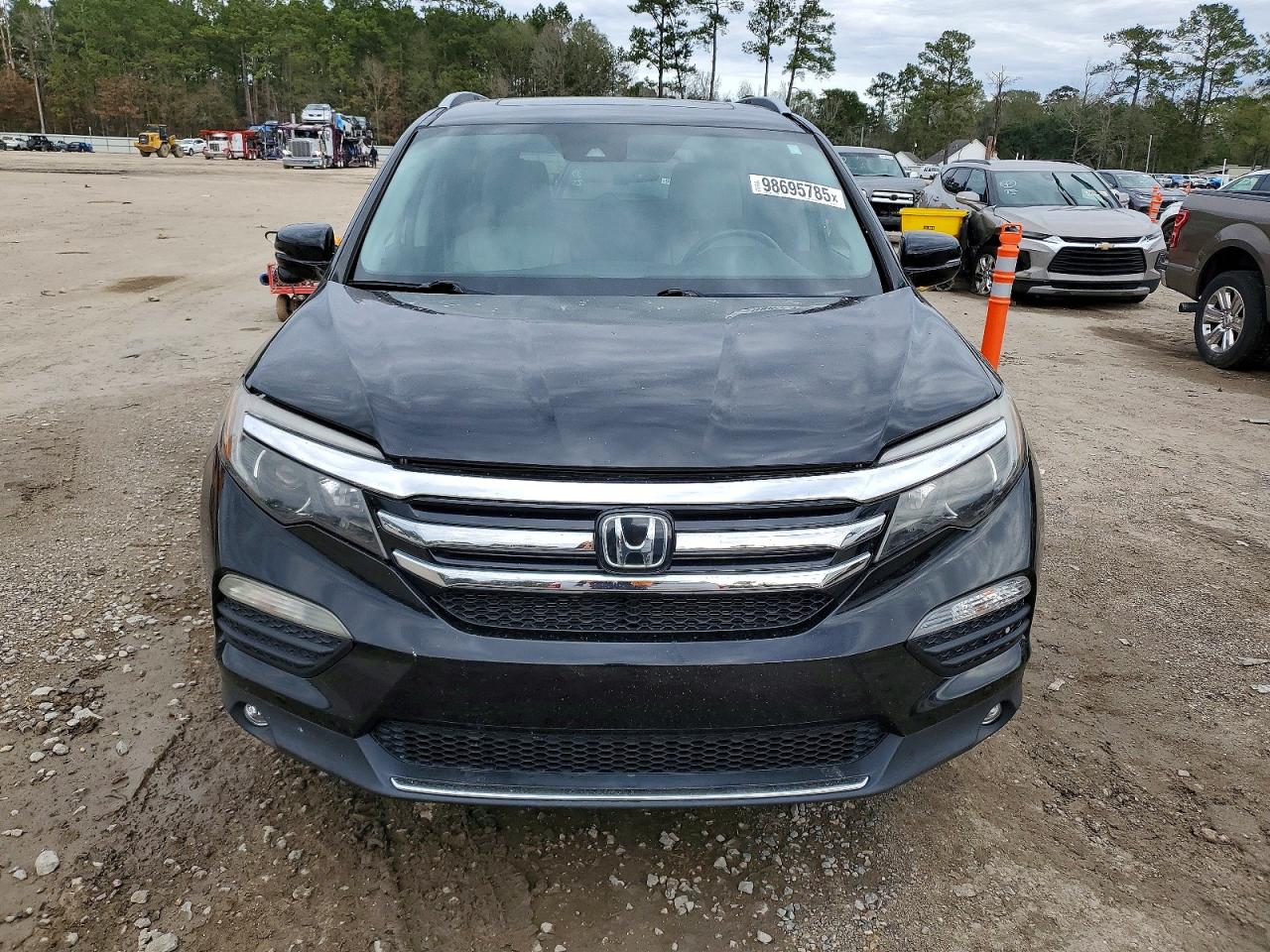 2016 HONDA PILOT TOURING photo 5