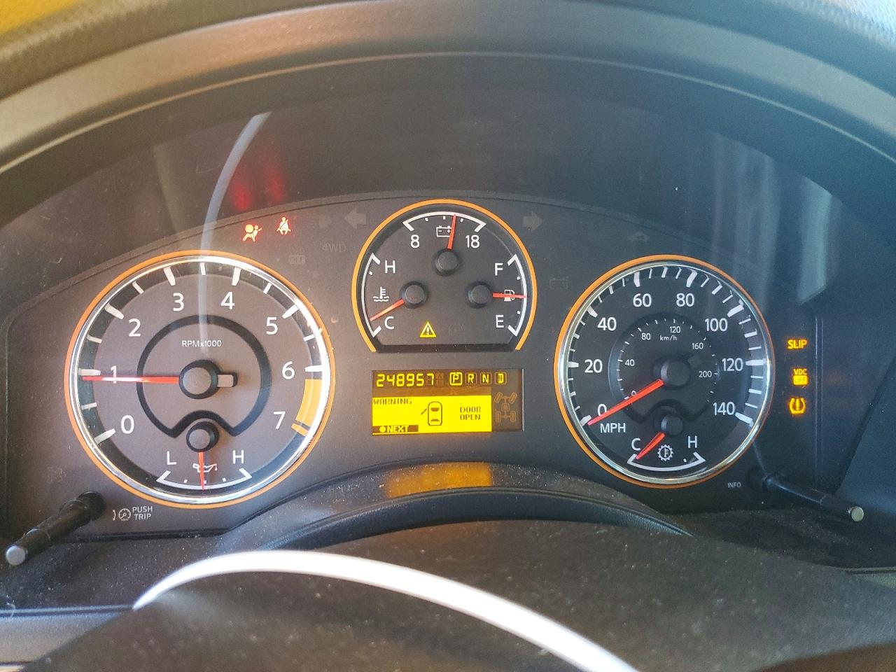 2011 NISSAN ARMADA PLATINUM photo 9