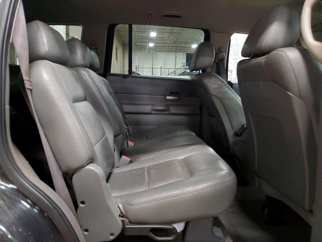 2004 DODGE DURANGO SLT photo 11