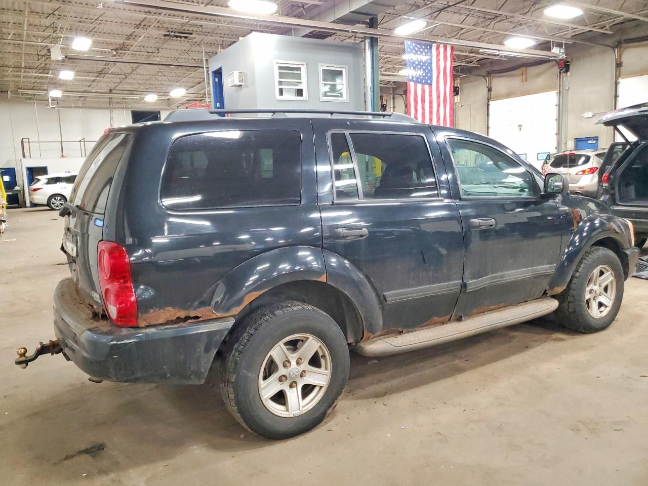 2004 DODGE DURANGO SLT photo 3