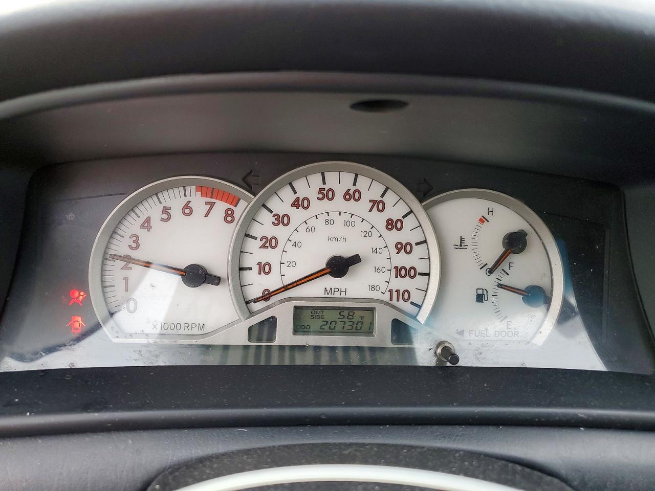 2006 TOYOTA COROLLA CE photo 9