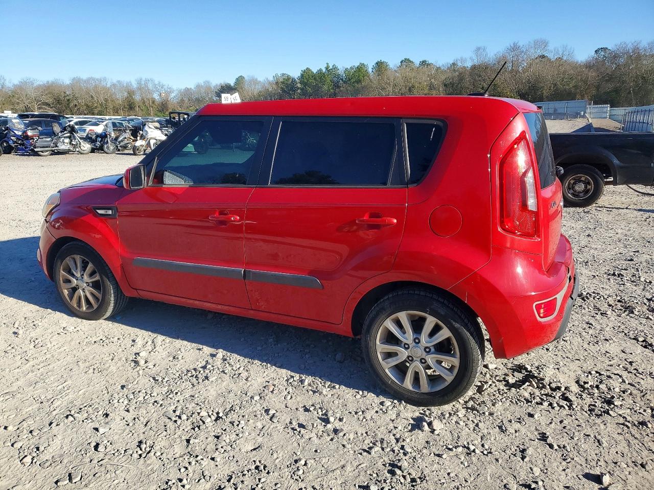 2013 KIA SOUL photo 2