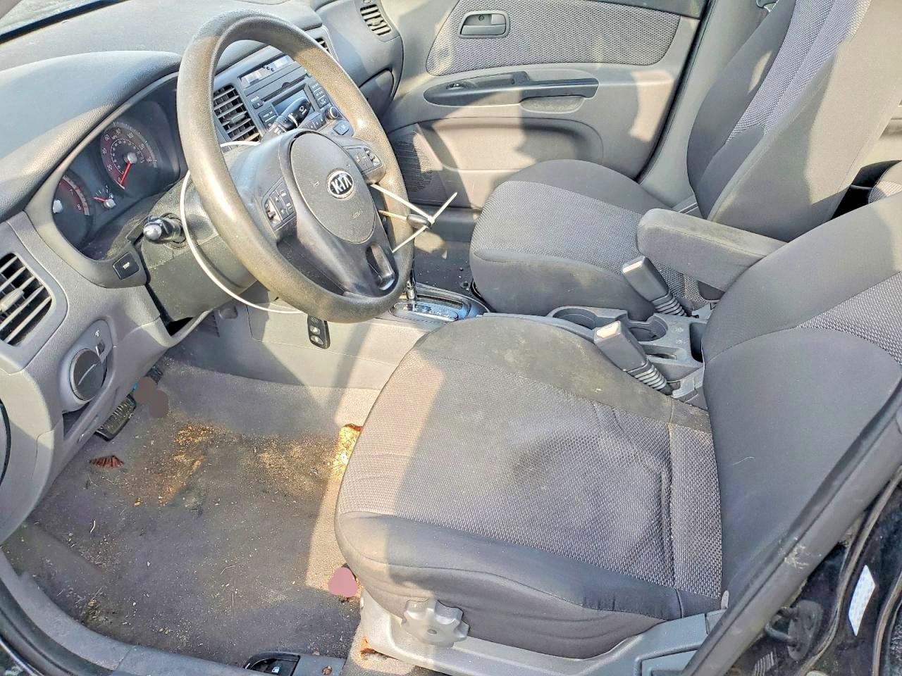 2010 KIA RIO LX photo 7