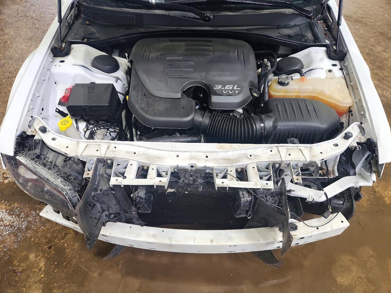 2019 CHRYSLER 300 TOURING photo 21