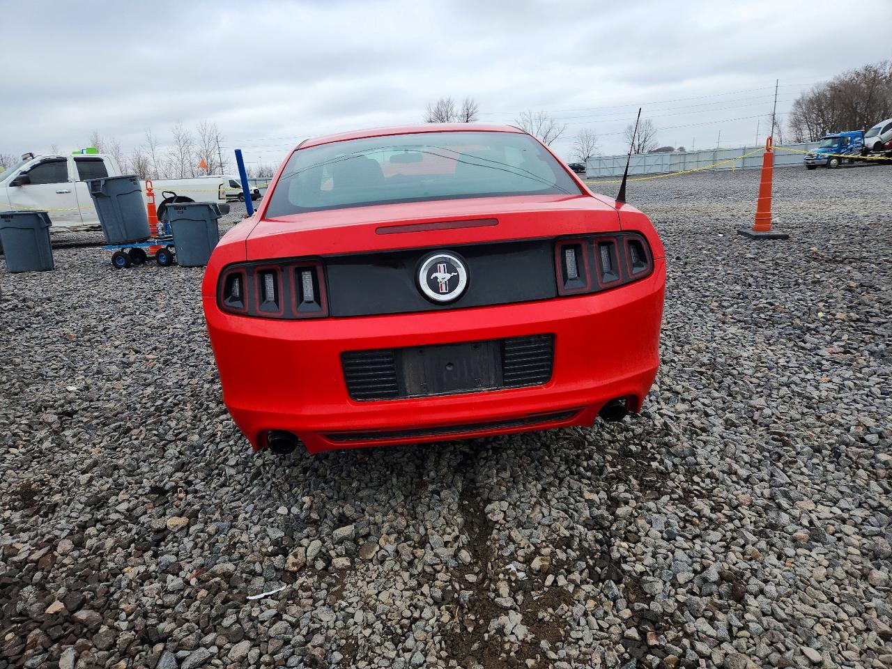 2014 FORD MUSTANG photo 6