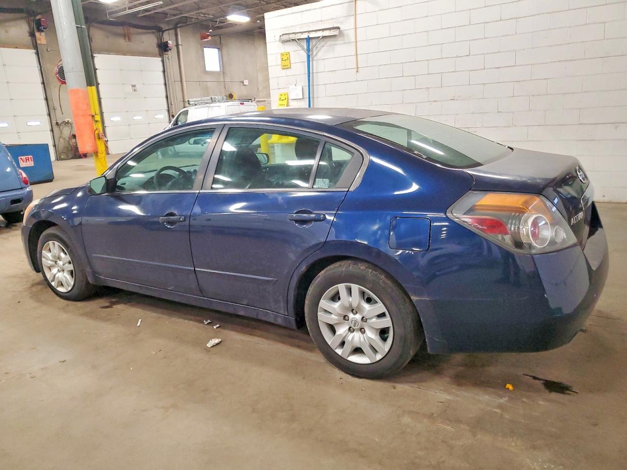 2011 NISSAN ALTIMA BASE photo 2