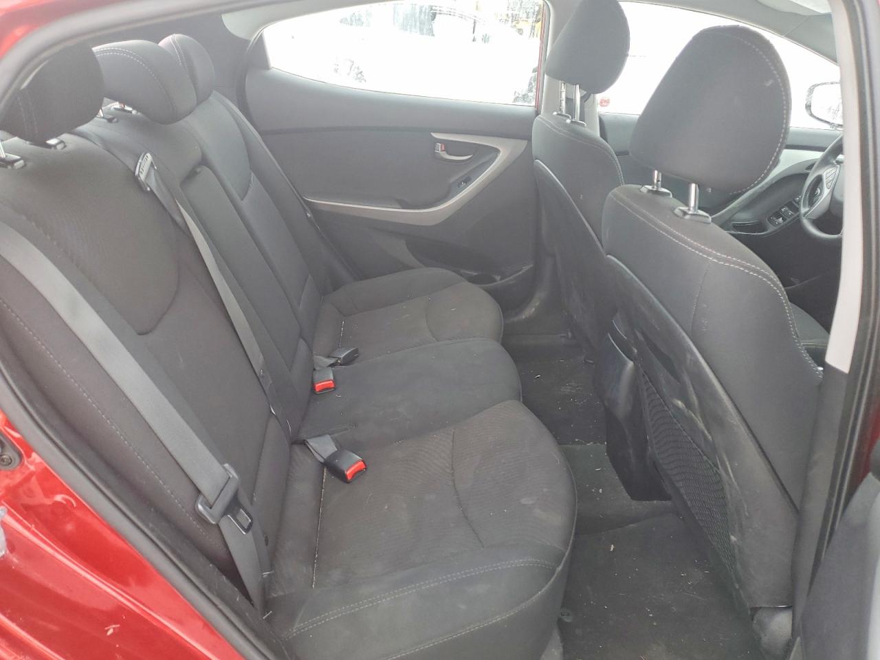 2016 HYUNDAI ELANTRA SE photo 10