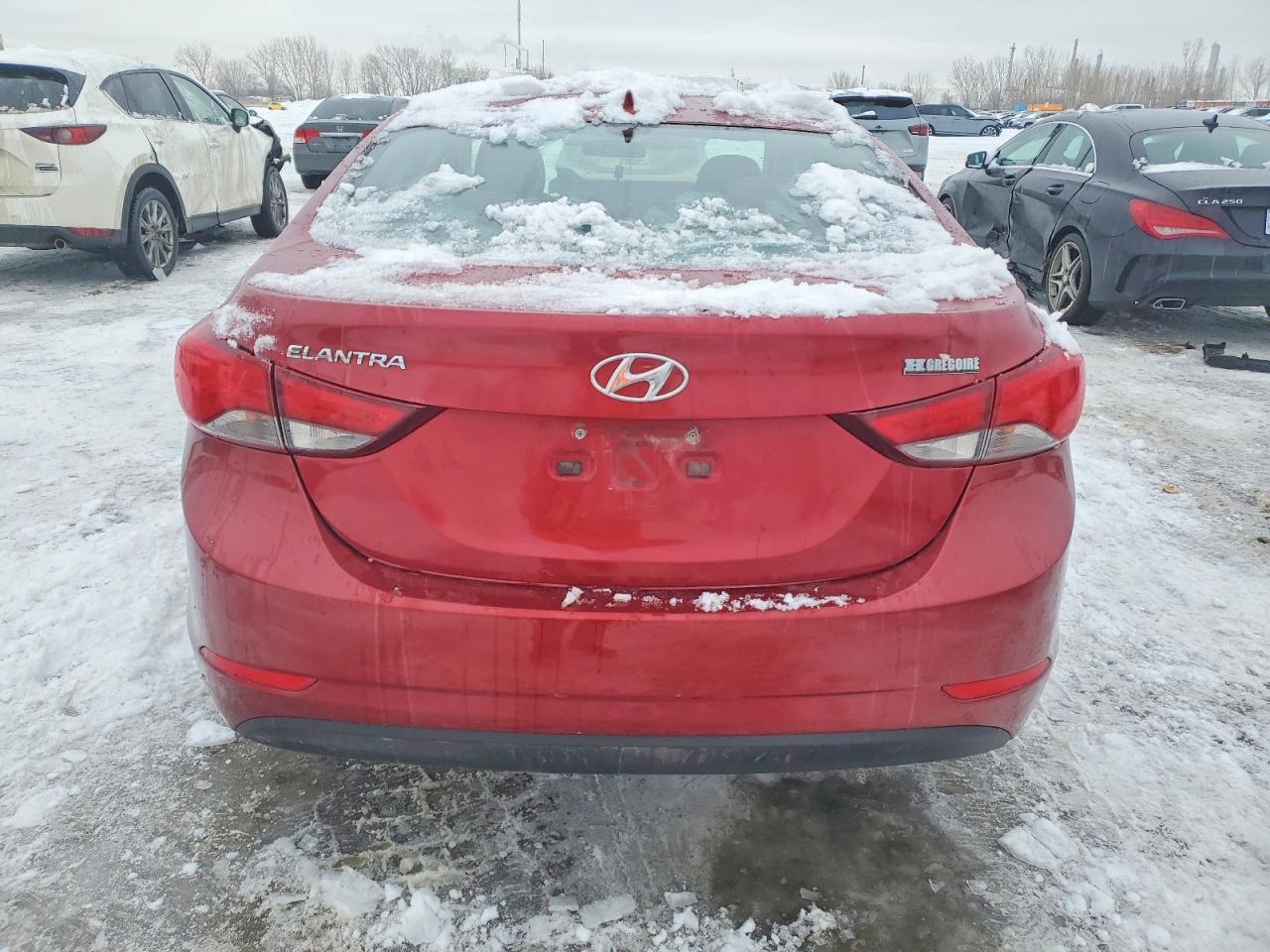 2016 HYUNDAI ELANTRA SE photo 6