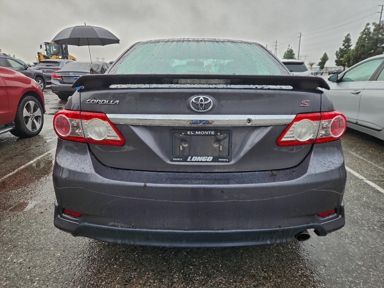 2013 TOYOTA COROLLA BASE photo 6