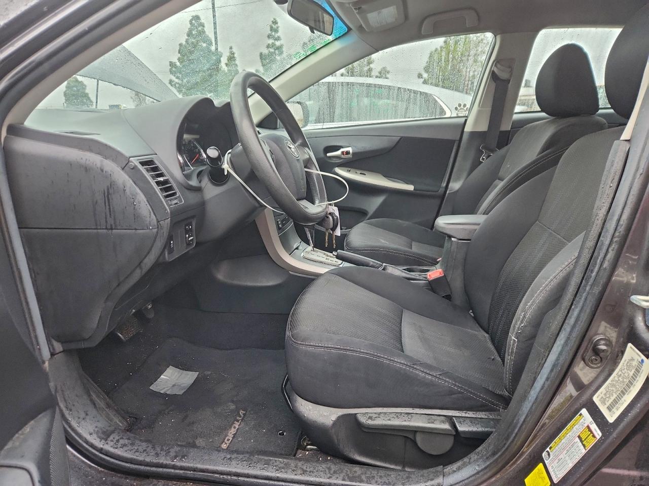 2013 TOYOTA COROLLA BASE photo 7