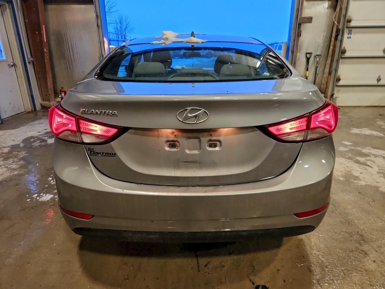2014 HYUNDAI ELANTRA SE photo 6