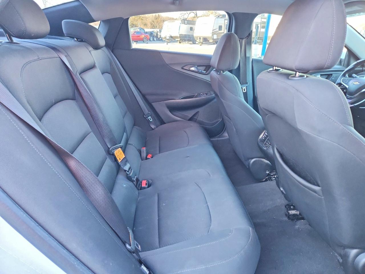 2018 CHEVROLET MALIBU LT photo 10
