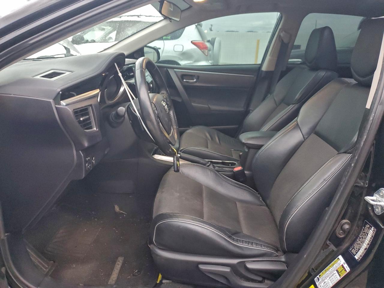 2014 TOYOTA COROLLA L photo 7