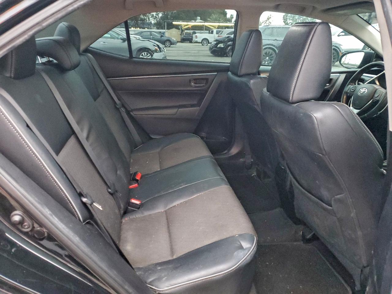 2014 TOYOTA COROLLA L photo 10
