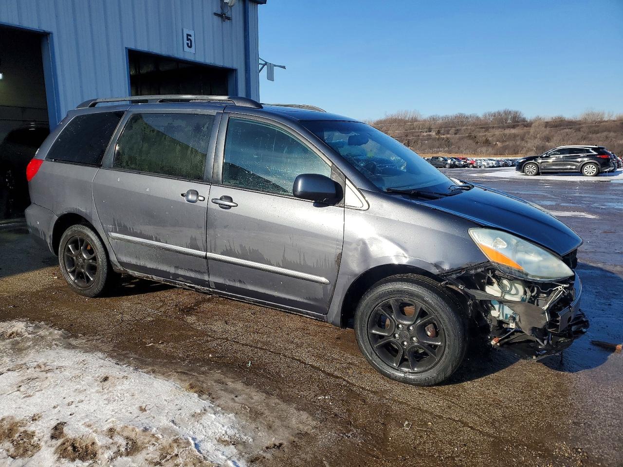 2006 TOYOTA SIENNA XLE photo 4