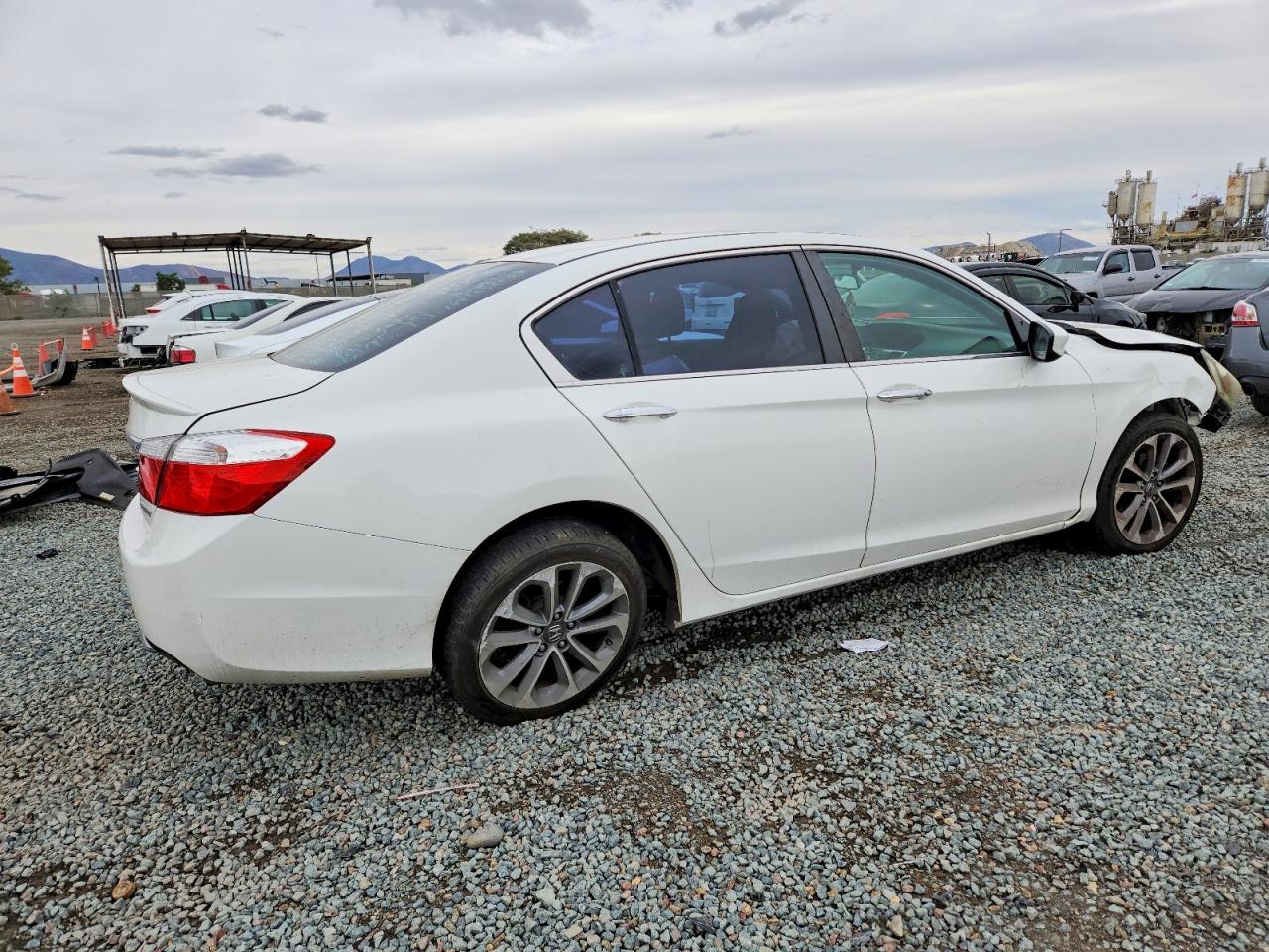 2014 HONDA ACCORD SPORT photo 3