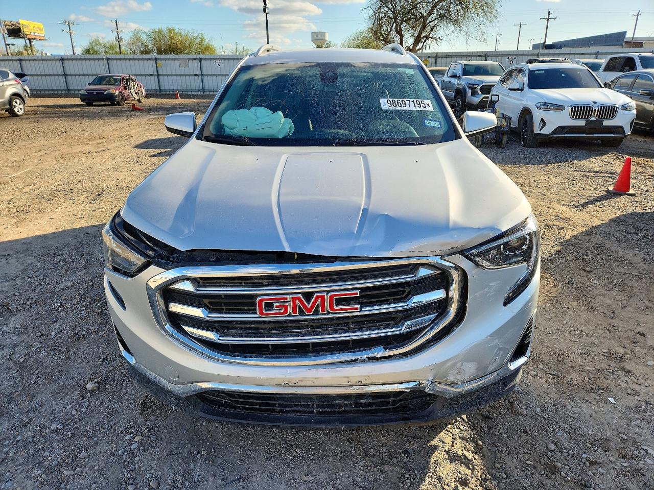 2020 GMC TERRAIN SLT photo 13