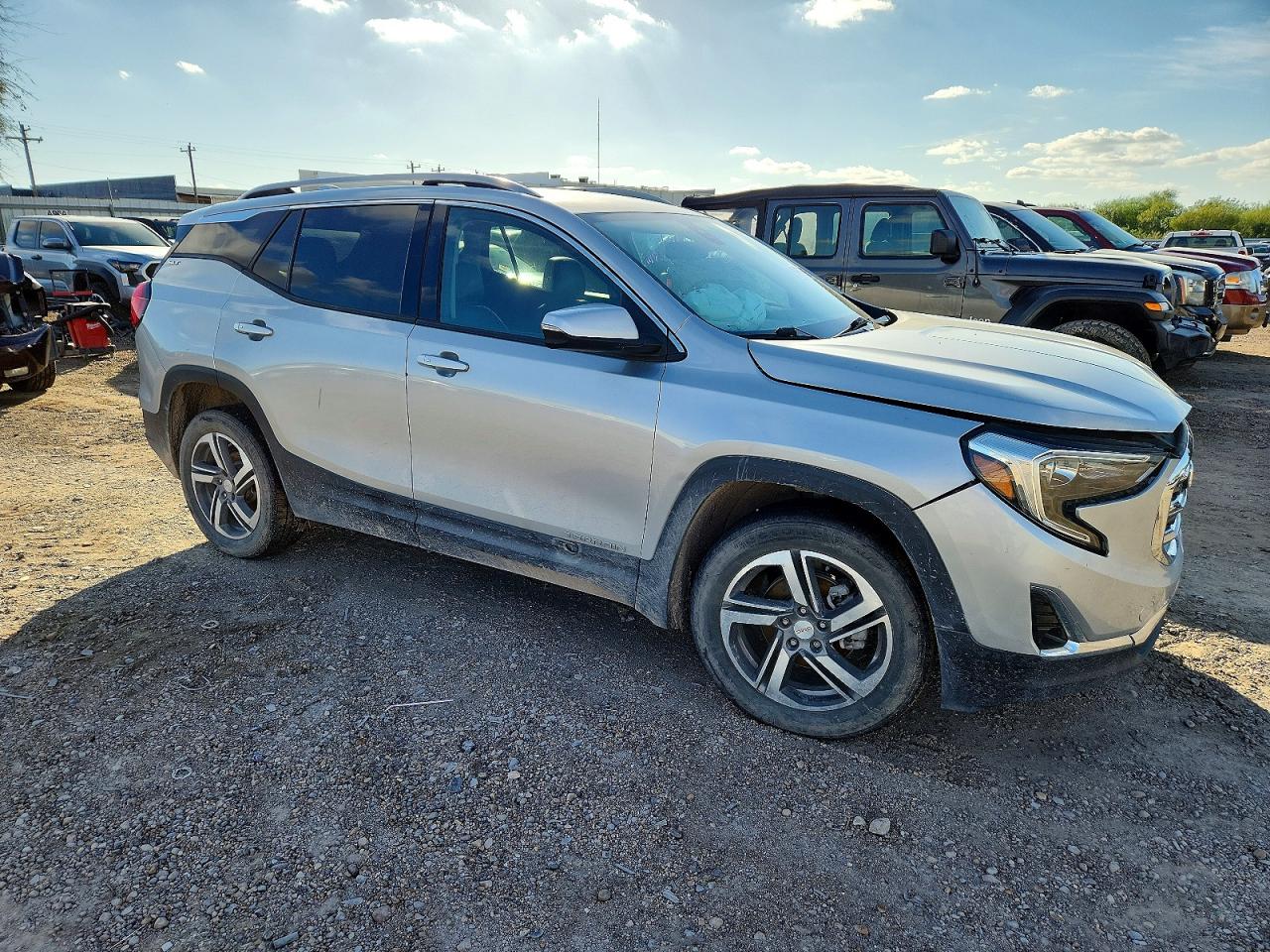 2020 GMC TERRAIN SLT photo 10