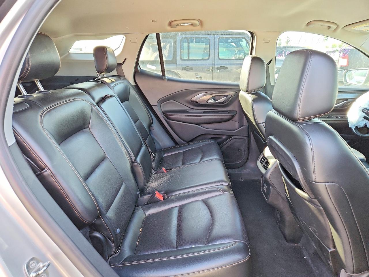 2020 GMC TERRAIN SLT photo 31