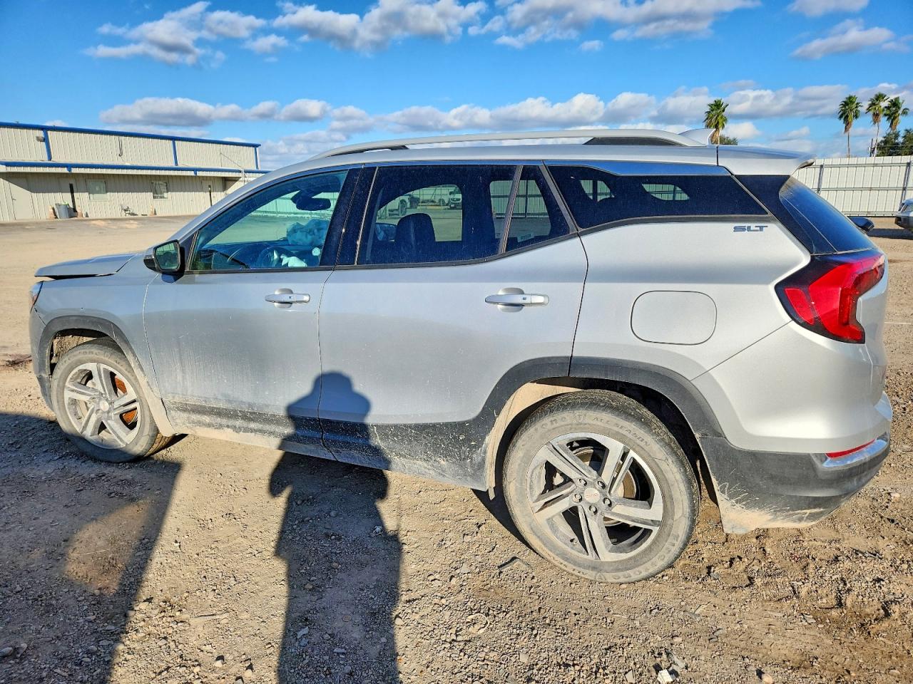 2020 GMC TERRAIN SLT photo 4