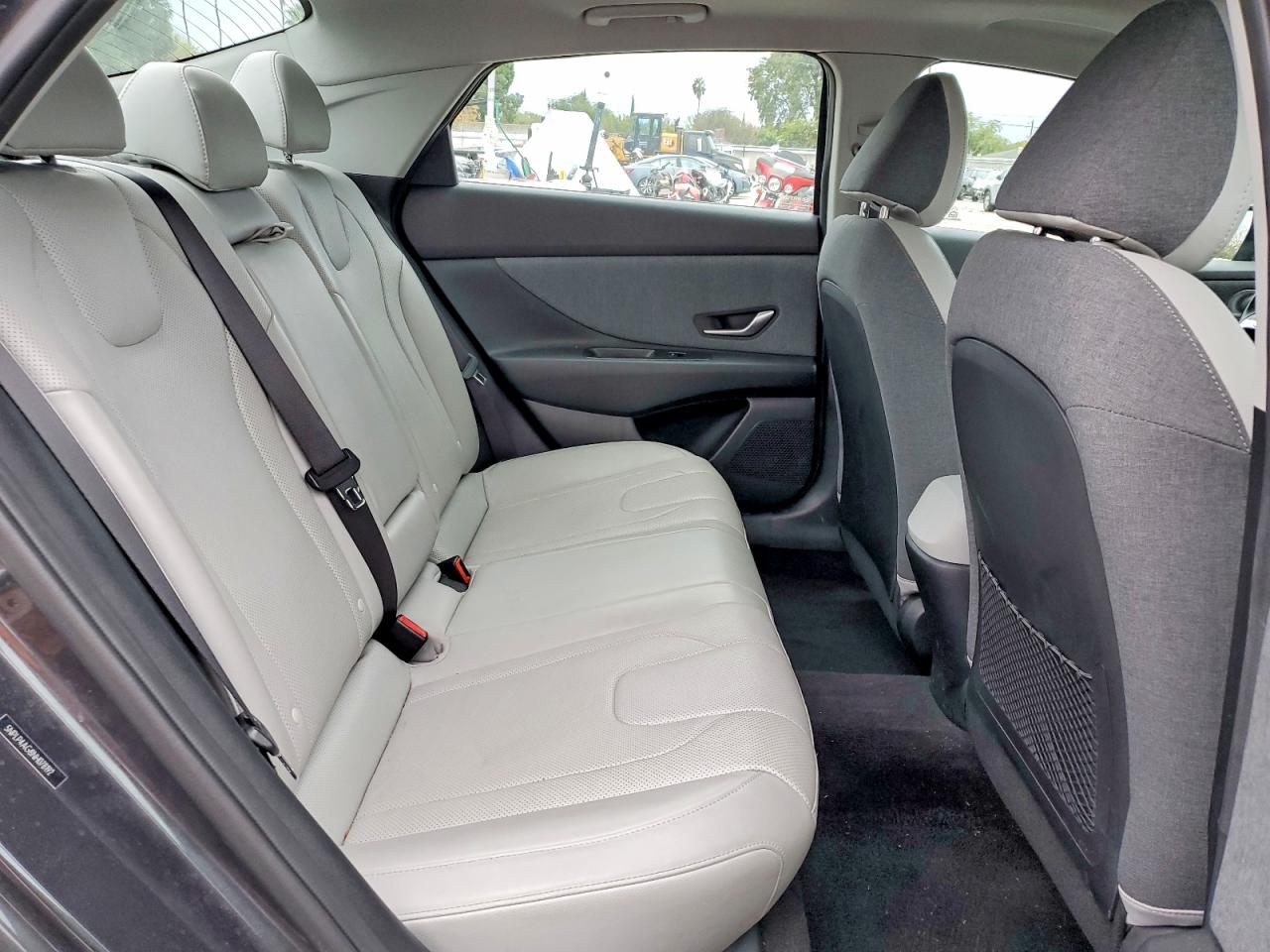 2022 HYUNDAI ELANTRA LIMITED photo 10