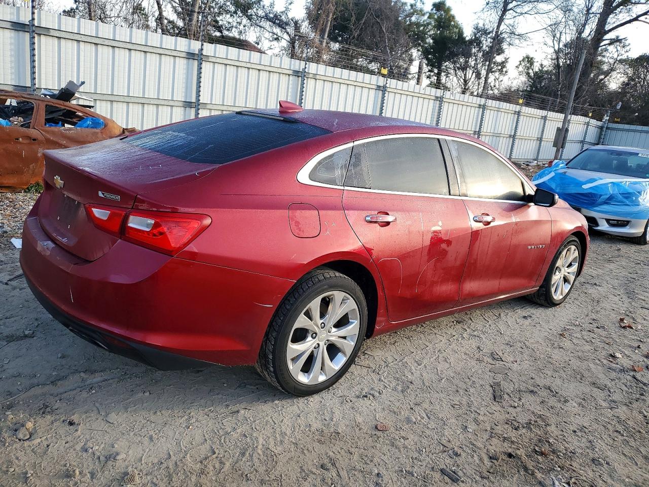 2018 CHEVROLET MALIBU PREMIER photo 3