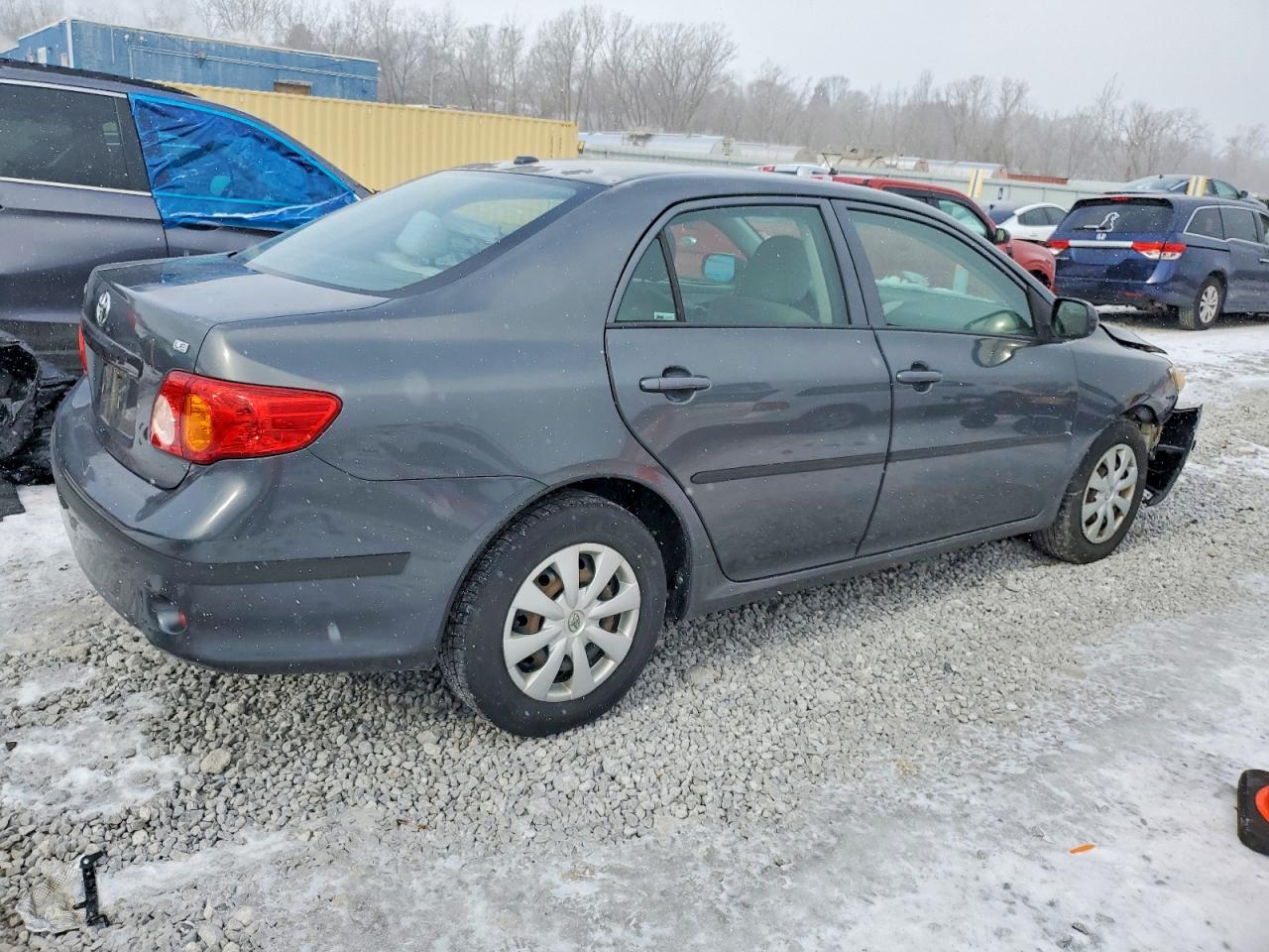 2010 TOYOTA COROLLA BASE photo 3
