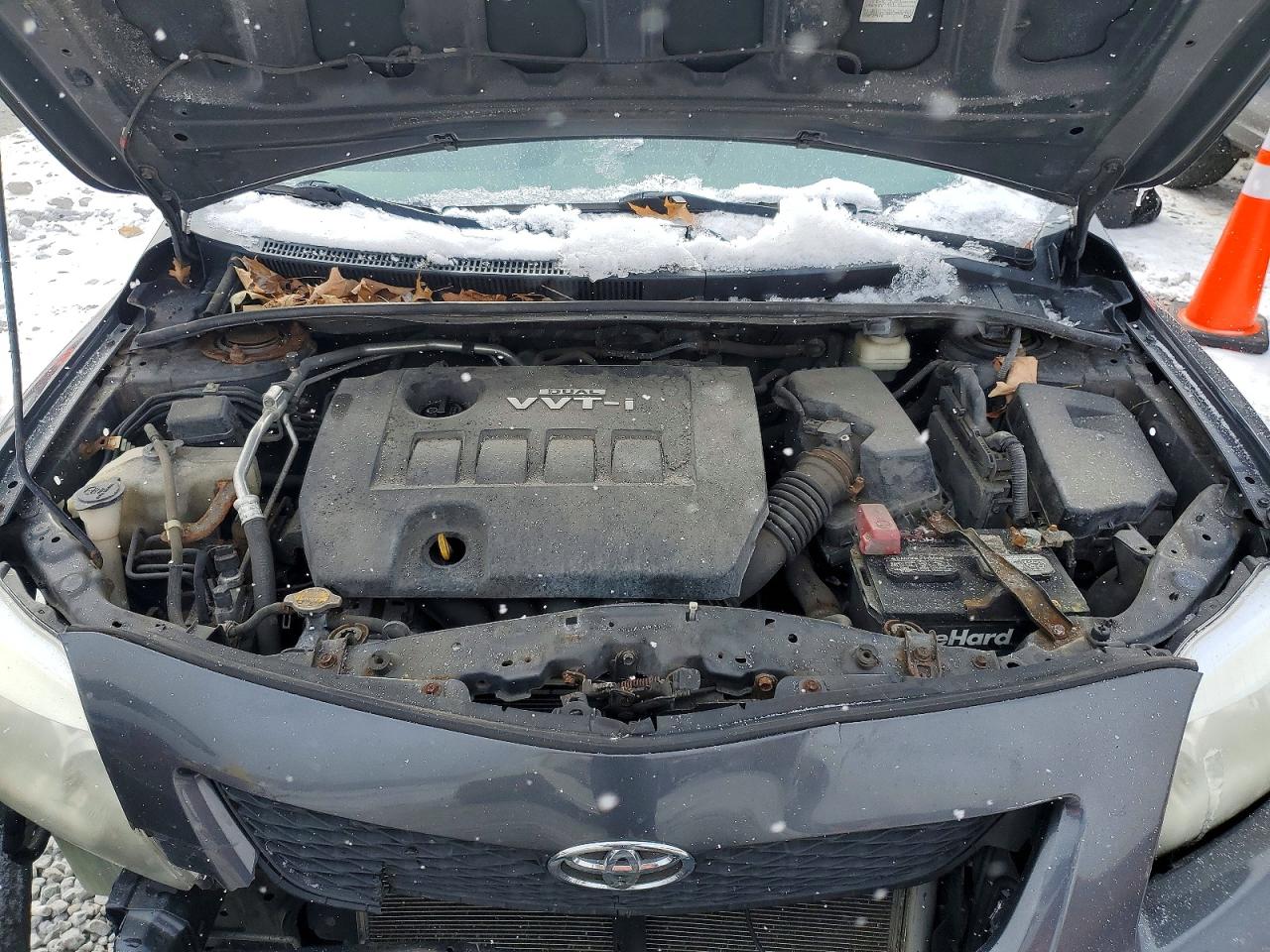 2010 TOYOTA COROLLA BASE photo 11