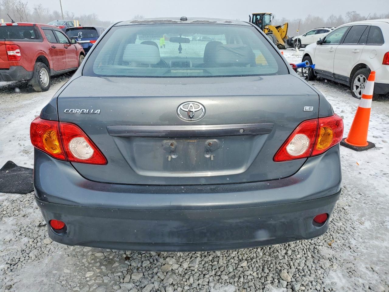 2010 TOYOTA COROLLA BASE photo 6