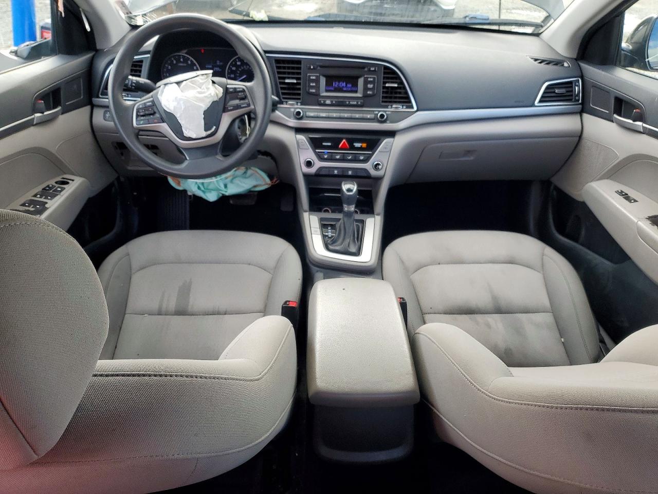 2018 HYUNDAI ELANTRA SE photo 8